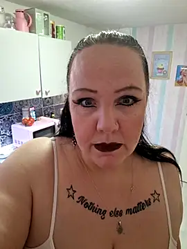 Snapshot of Black_Angel24 chatting on November 13, 2025, 2:43 pm Black Angel24 online show from November 13, 2025, 2:43 pm