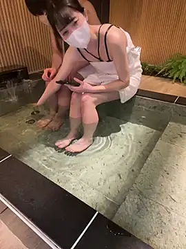 Snapshot of irohani_usagi chatting on March 7, 2025, 6:22 pm irohani usagi online show from March 7, 2025, 6:22 pm