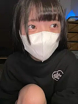 Snapshot of irohani_usagi chatting on October 29, 2025, 2:16 pm irohani usagi online show from October 29, 2025, 2:16 pm