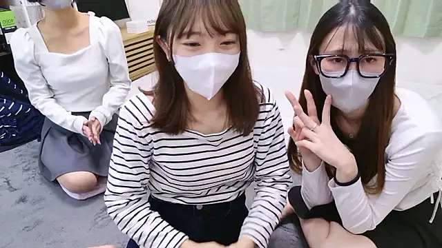Snapshot of honopisu_jp chatting on October 22, 2025, 12:26 pm honopisu jp online show from October 22, 2025, 12:26 pm