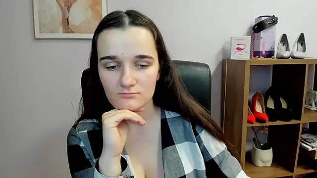 KateDelight online show from March 8, 2026, 7:50 pm