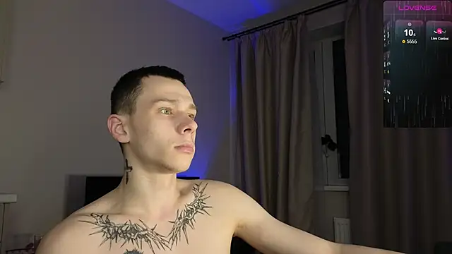 R1mmo   online show from October 4, 2025, 12:01 am