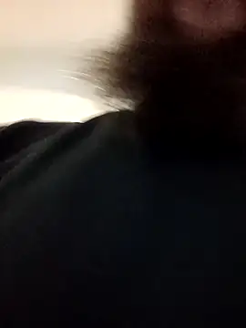 Armyexhibitionistvet online show from April 2, 2026, 5:41 pm