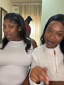 Snapshot of THEBUTTERNUT chatting on March 4, 2026, 2:58 pm THEBUTTERNUT online show from March 4, 2026, 2:58 pm