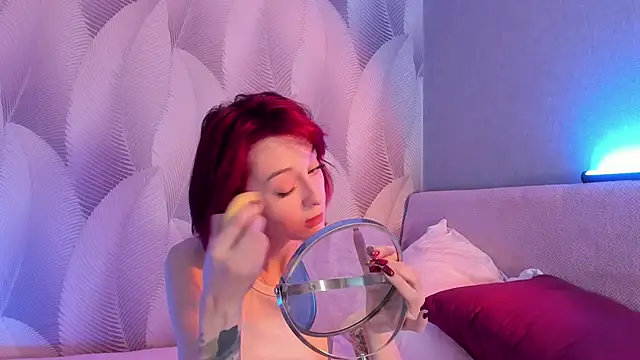 Snapshot of CrystalRey chatting on March 3, 2025, 5:05 am CrystalRey online show from March 3, 2025, 5:05 am