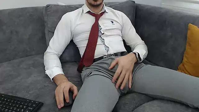 Naughtb0y online show from February 5, 2026, 12:12 pm