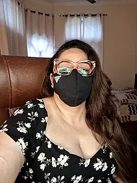 SEXY-Sardarni online show from April 8, 2026, 8:05 am