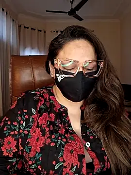 SEXY-Sardarni online show from April 16, 2026, 7:31 am