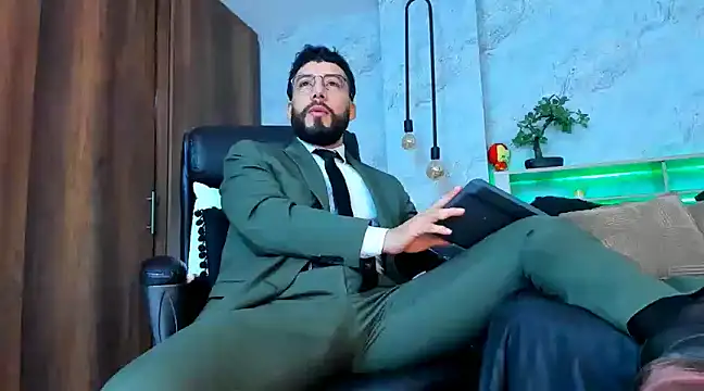 Snapshot of bruno_woods chatting on March 16, 2025, 3:39 pm bruno woods online show from March 16, 2025, 3:39 pm