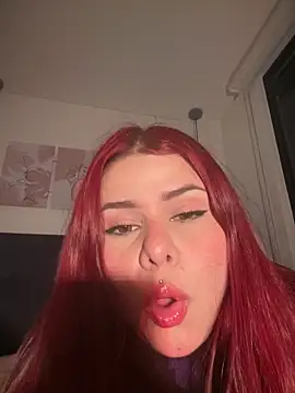 Snapshot of Putipaula3 chatting on March 31, 2026, 2:02 am Putipaula3 online show from March 31, 2026, 2:02 am