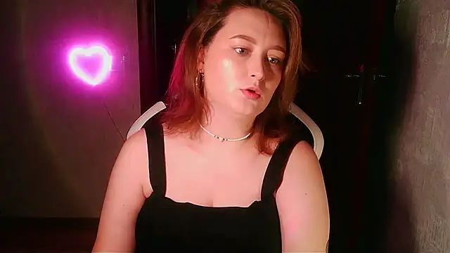 Snapshot of OksiFels chatting on September 11, 2025, 9:26 pm OksiFels online show from September 11, 2025, 9:26 pm
