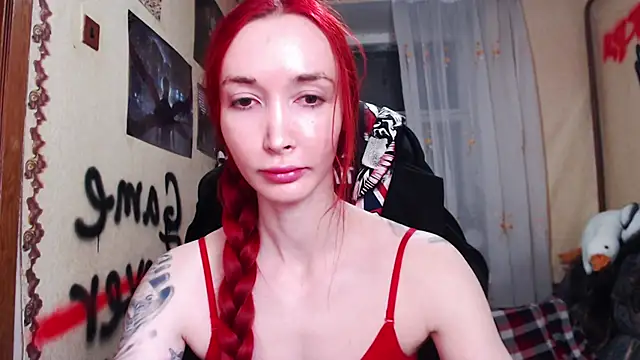 Snapshot of Roxy_Silver chatting on April 23, 2026, 8:32 pm Roxy Silver online show from April 23, 2026, 8:32 pm
