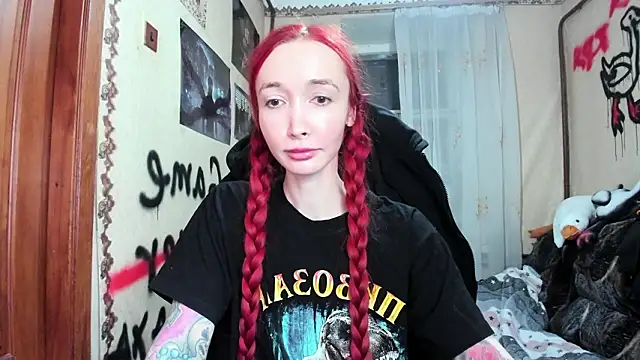 Snapshot of Roxy_Silver chatting on February 21, 2026, 8:22 pm Roxy Silver online show from February 21, 2026, 8:22 pm