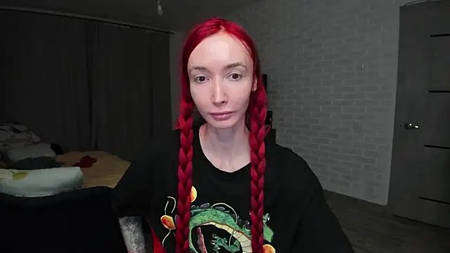 Snapshot of Roxy_Silver chatting on February 10, 2026, 10:09 pm Roxy Silver online show from February 10, 2026, 10:09 pm