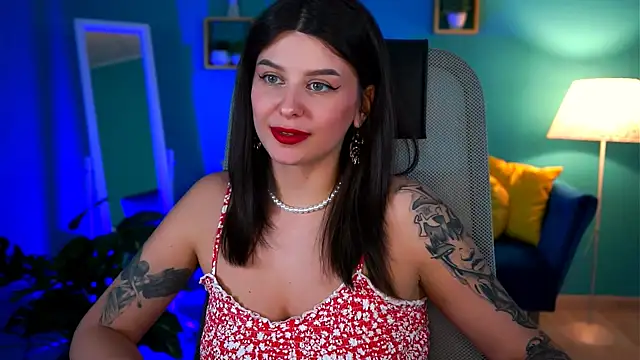 Snapshot of NicoleMun chatting on February 18, 2025, 3:20 pm NicoleMun online show from February 18, 2025, 3:20 pm