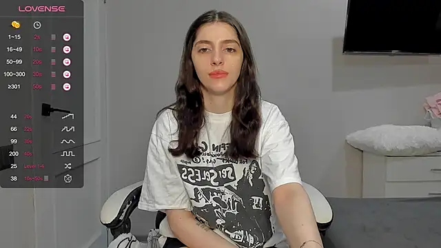 broosnica1 online show from February 23, 2026, 7:53 am