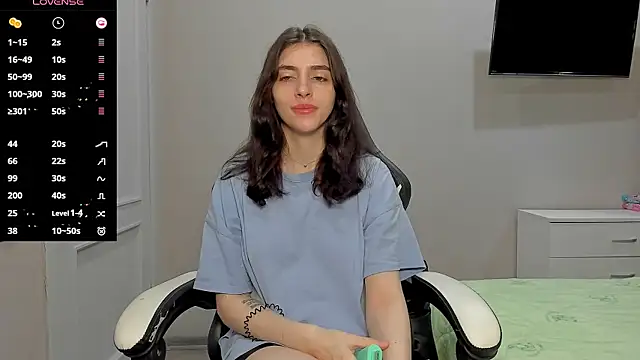 broosnica1 online show from September 12, 2025, 6:02 am