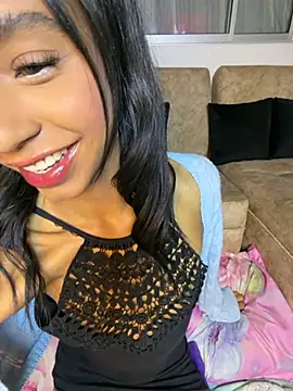 Snapshot of xenia_golden chatting on April 29, 2026, 12:09 pm xenia golden online show from April 29, 2026, 12:09 pm