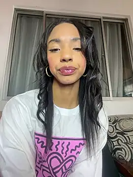 Snapshot of xenia_golden chatting on March 27, 2026, 4:52 pm xenia golden online show from March 27, 2026, 4:52 pm