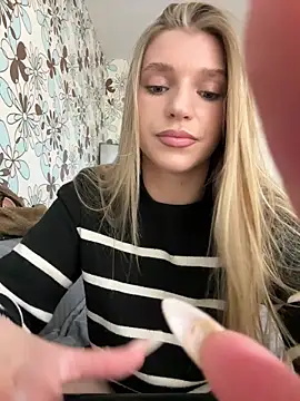 adel secret online show from April 4, 2026, 7:31 pm