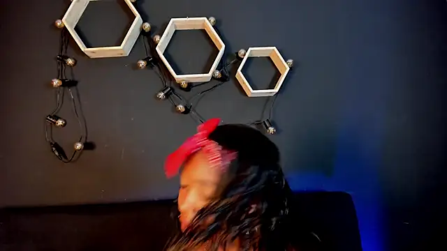 Snapshot of Charlotte__Brown_ chatting on February 14, 2025, 1:18 pm Charlotte Brown online show from February 14, 2025, 1:18 pm