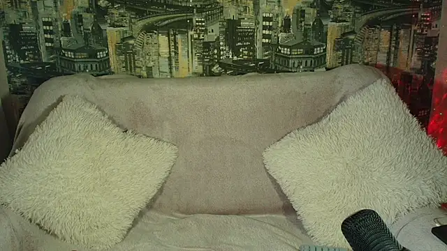 Snapshot of LuxuryGame chatting on January 31, 2026, 8:29 pm LuxuryGame online show from January 31, 2026, 8:29 pm