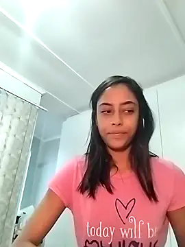 cleopatra-phaedra online show from February 20, 2025, 3:56 am