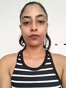 cleopatra-phaedra online show from January 27, 2025, 12:26 pm