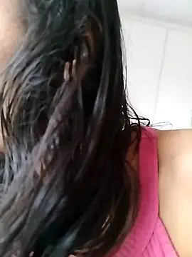 cleopatra-phaedra online show from February 28, 2025, 2:42 pm