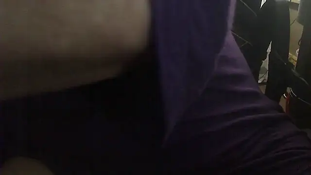 Ireallysquirt online show from March 28, 2026, 4:02 am