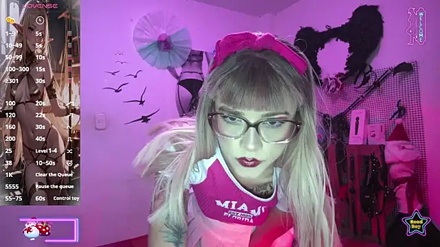  Hanna white  online show from December 18, 2025, 3:00 am