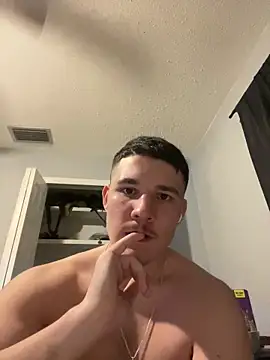 Snapshot of Shaded24 chatting on November 22, 2025, 5:28 am Shaded24 online show from November 22, 2025, 5:28 am