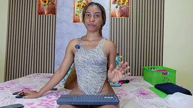 Amarantha love69 online show from June 26, 2026, 12:11 pm