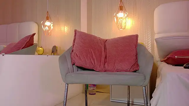 Snapshot of Miaa_Starr chatting on February 28, 2026, 8:08 pm Miaa Starr online show from February 28, 2026, 8:08 pm