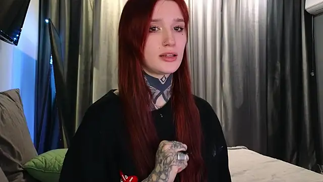 SophieInkk online show from March 8, 2026, 5:16 pm