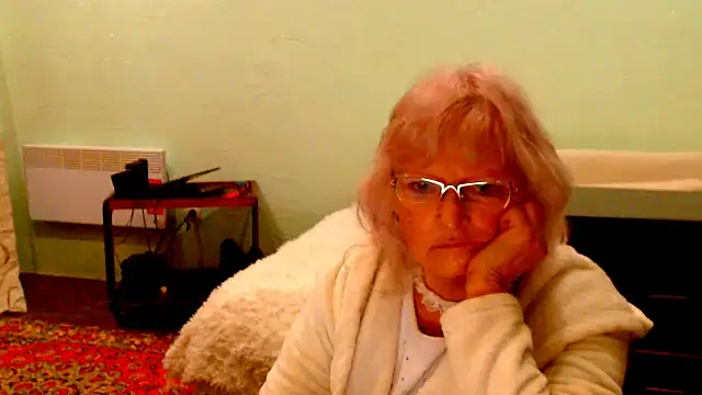 Natali7634 online show from October 4, 2025, 4:36 am