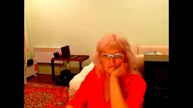 Natali7634 online show from October 8, 2025, 3:35 pm