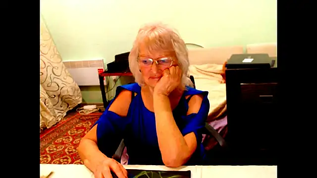 Snapshot of Natali7634 chatting on December 17, 2025, 7:41 pm Natali7634 online show from December 17, 2025, 7:41 pm