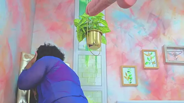 Idiris big online show from October 1, 2025, 1:59 pm