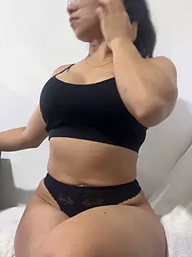 lulu kis online show from November 18, 2025, 4:16 am