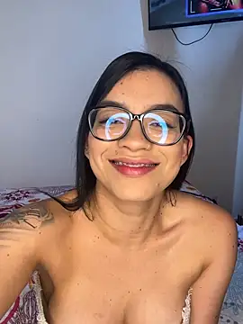 lulu kis online show from April 2, 2026, 5:52 pm