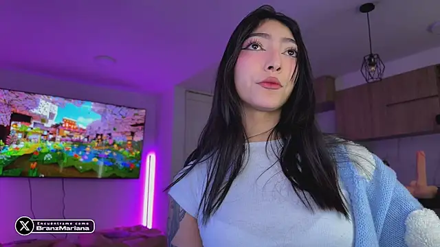 MarianaBranzz online show from April 9, 2026, 3:40 pm