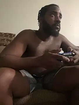 Snapshot of bigdick5157 chatting on December 22, 2025, 2:22 am bigdick5157 online show from December 22, 2025, 2:22 am