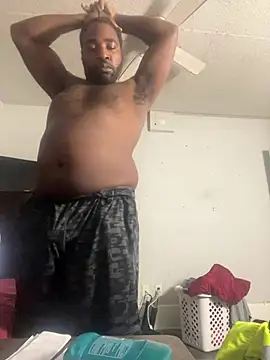 Snapshot of bigdick5157 chatting on January 18, 2026, 7:45 am bigdick5157 online show from January 18, 2026, 7:45 am