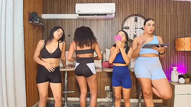 canelasquirt online show from February 12, 2026, 6:40 pm