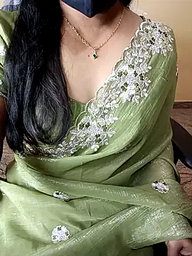 Snapshot of Nithya_05 chatting on December 17, 2025, 5:23 am Nithya 05 online show from December 17, 2025, 5:23 am