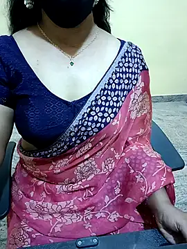 Snapshot of Nithya_05 chatting on November 18, 2025, 5:05 pm Nithya 05 online show from November 18, 2025, 5:05 pm