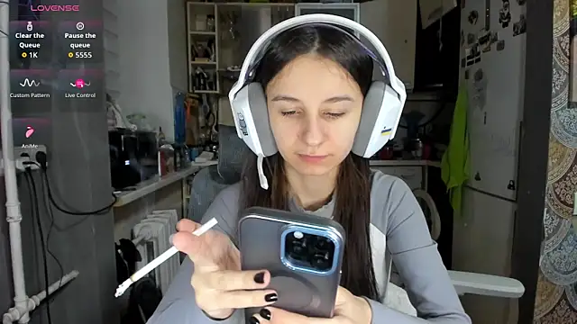  Nika Kik online show from February 17, 2026, 8:17 pm