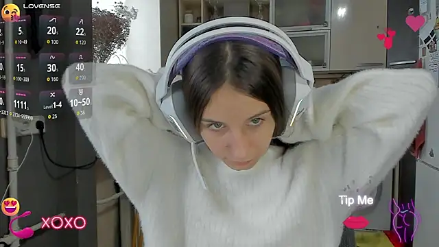  Nika Kik online show from October 8, 2025, 7:54 am