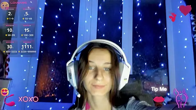  Nika Kik online show from September 8, 2025, 5:01 pm